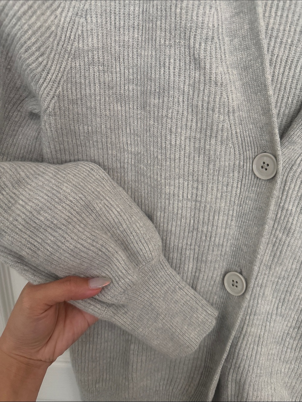 Babaton Gray Ribbed V-Neck Button-Front Cardigan - Picture 4 of 5